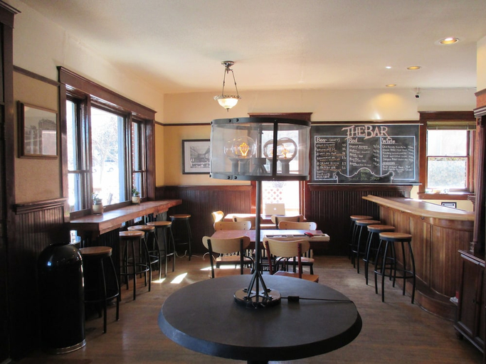 Food & Drinks, Hotel Vendome, Yavapai