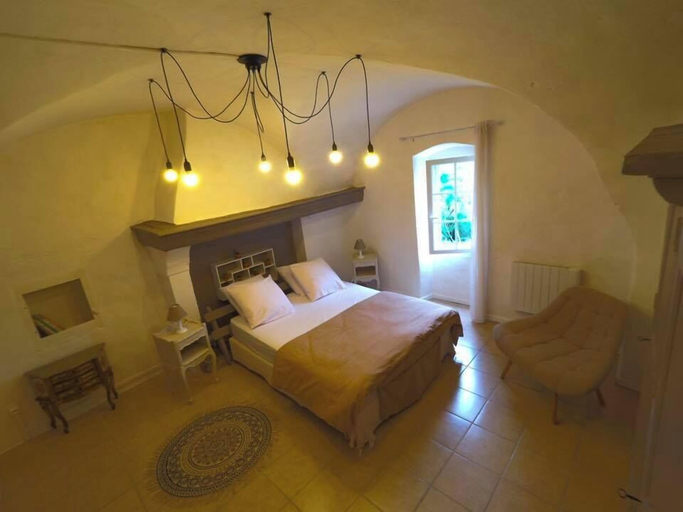 Bedroom 3, Intemporel, Gard