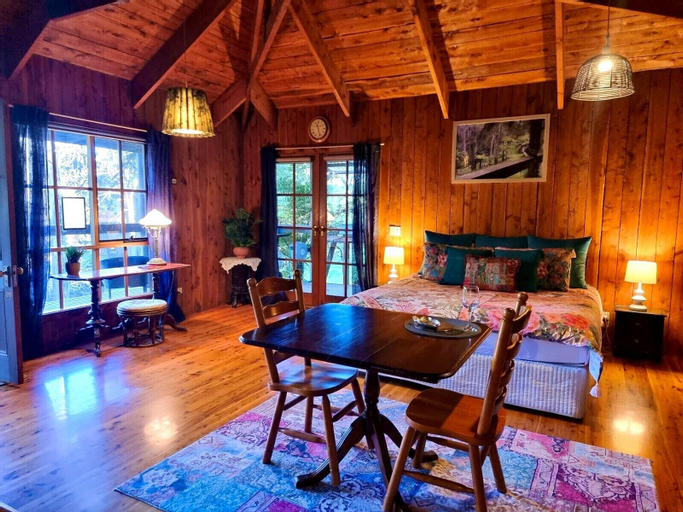 Dining Room 12