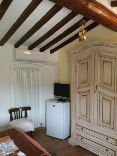 Dining Room 4