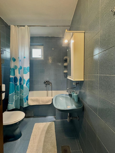 Bathroom 3, Apartments HMD