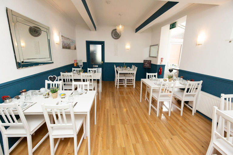 Food & Drinks 3, The Carlton, Blackpool