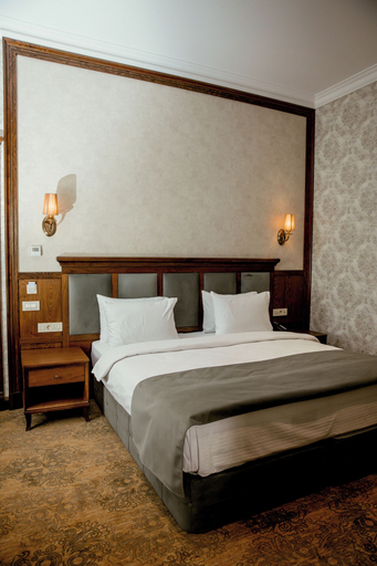 Bedroom 2, Midway Baku Hotel, Baku
