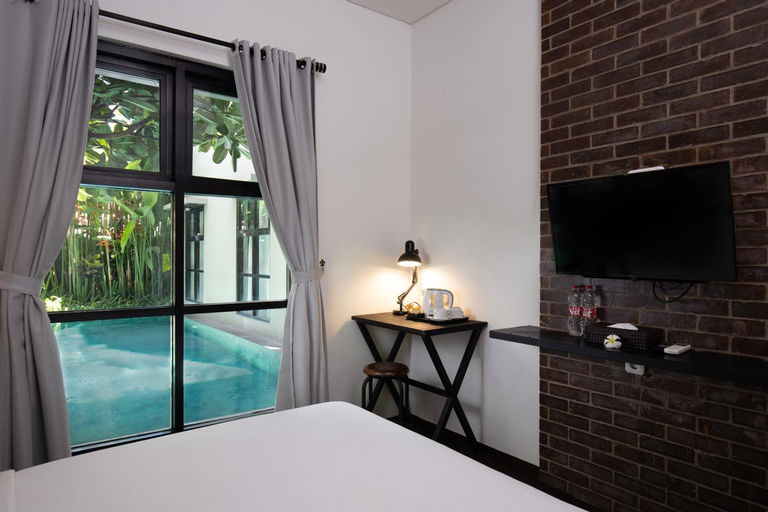 Bedroom 13