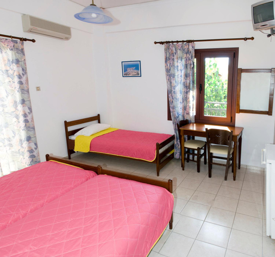 Bedroom 3, Oasis Studios, Crete