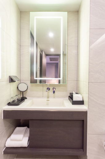 Bathroom 24