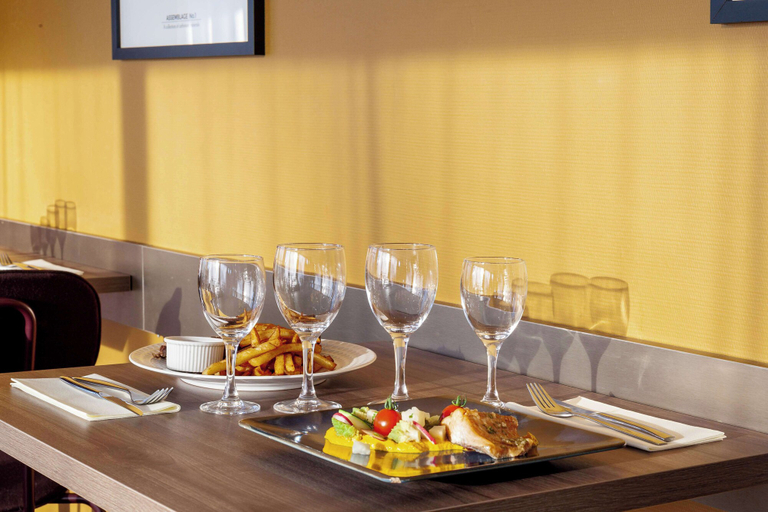 Food & Drinks 5, Brit Hotel Caen Nord - Mémorial, Calvados