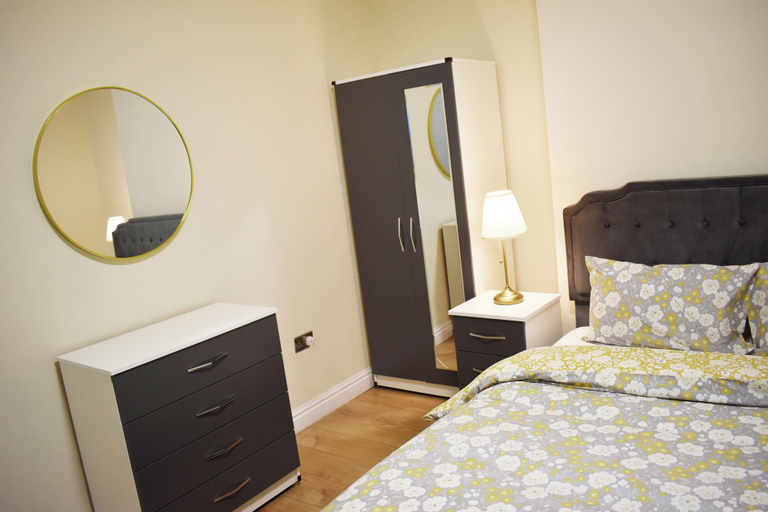 Others 5, Room 2, Birmingham