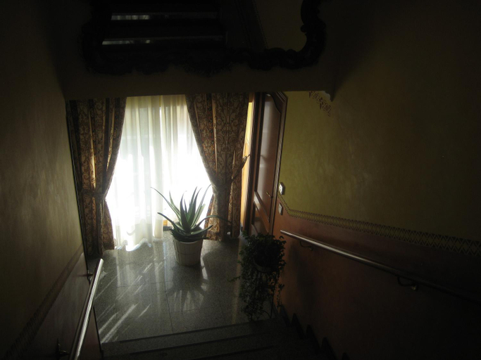 Public Area 2, Hostal El Pinar, Ávila