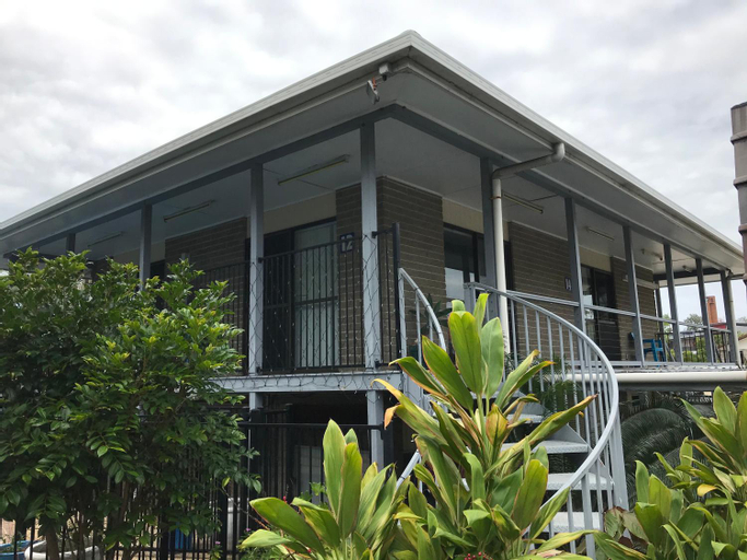 Exterior 1