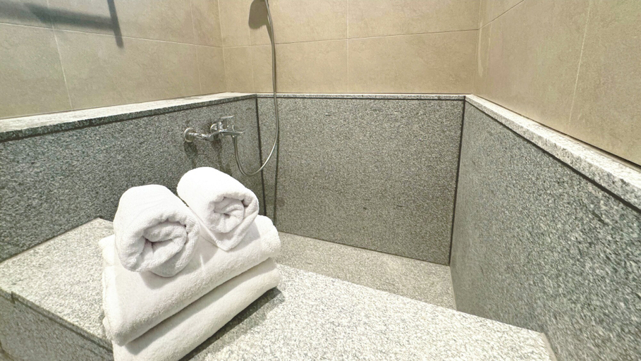 Bathroom 4, Longtan Lake Inn, Yilan