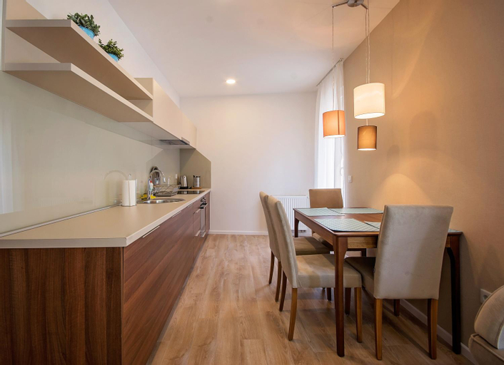Dining Room 11