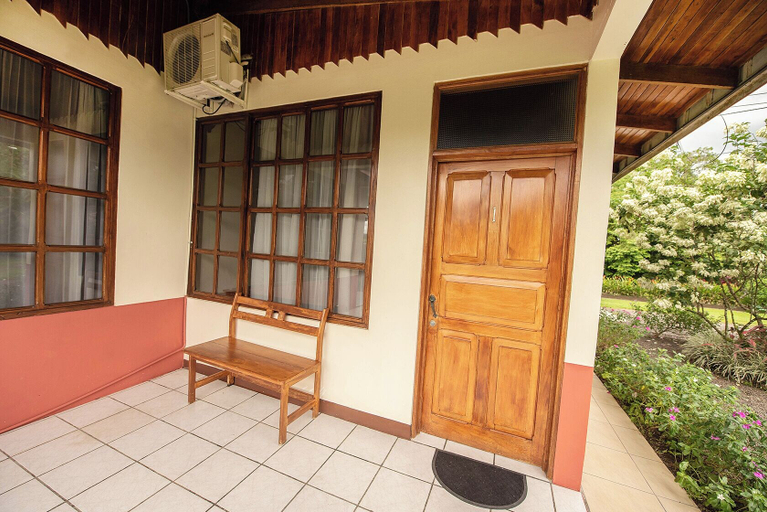 Exterior & Views 2, Befox Adventure, San Carlos