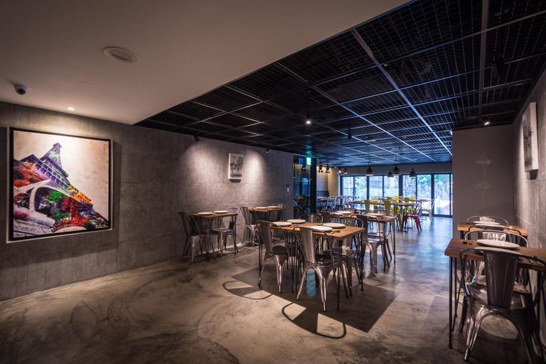 Food & Drinks 5, Gold Inn, Taipei City