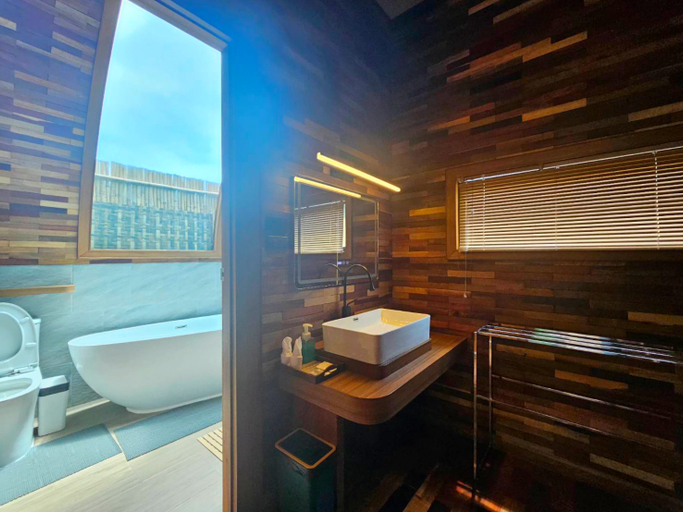 Bathroom 3, Pang fan Rock & River Resort, Doi Saket