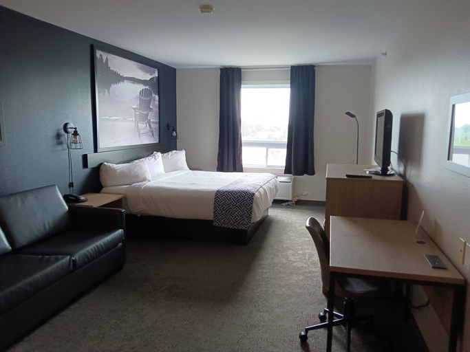 Bedroom 3, Super 8 by Wyndham St-Jerome, La Rivière-du-Nord