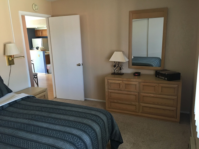 Bedroom 2, Pinecliff Village Resort, Lincoln
