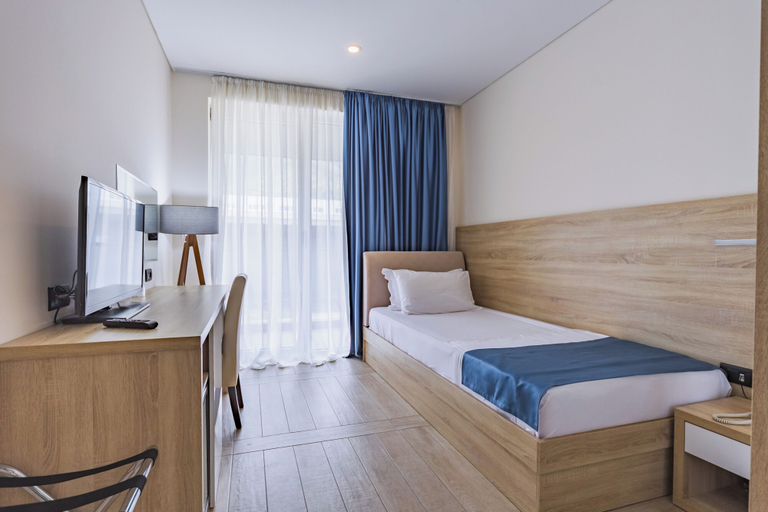 Bedroom 1, Kosher Hotel Franca