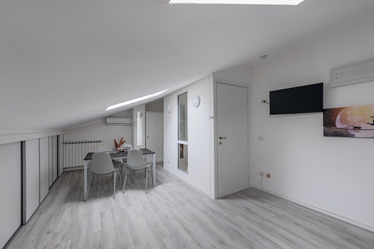 Others 4, Maisonnette Il Todeschino B12 by Wonderful Italy, Brescia