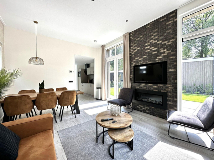 Living area, Nature Park Chalet in Hoenderloo, Apeldoorn