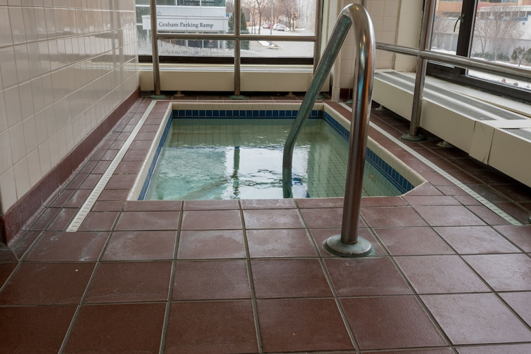 Sport & Beauty 5, Kahler Inn and Suites, Olmsted