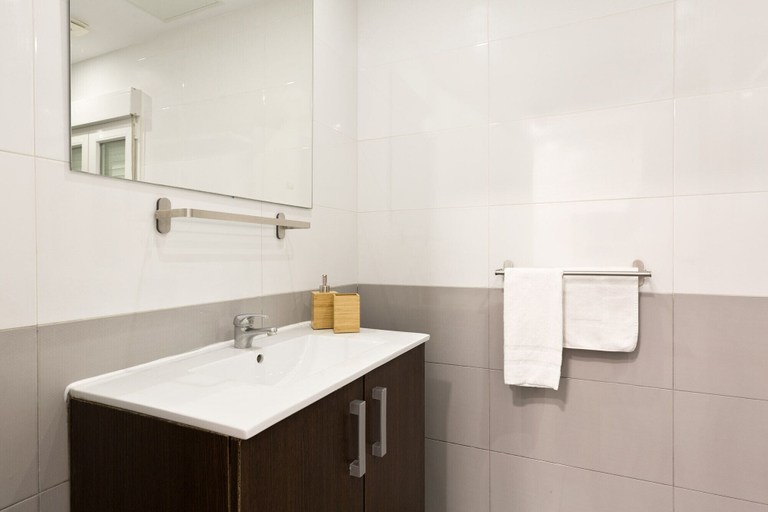 Bathroom 3, Olala Santiago, Barcelona