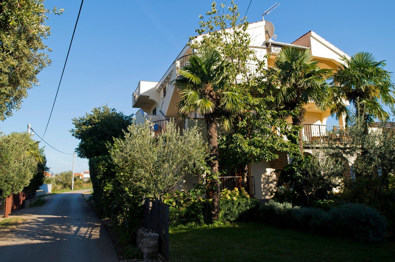 Facilities 5, Apartments Marija, Sukošan