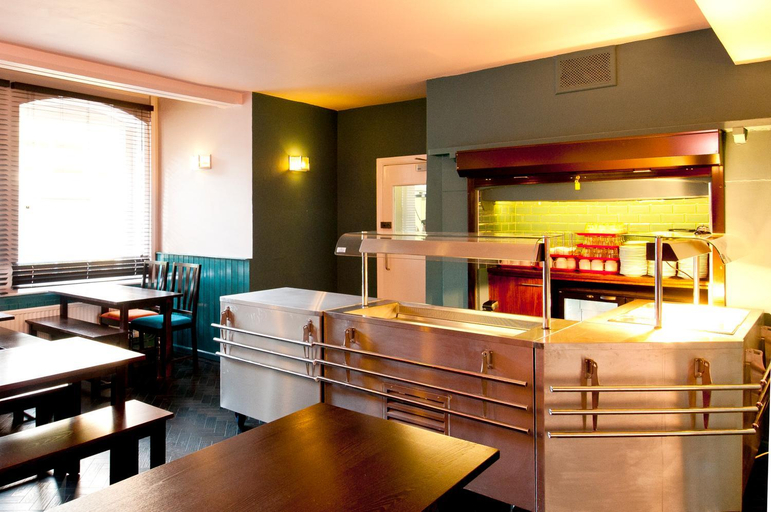 Food & Drinks, YHA Canterbury Hostel, Kent