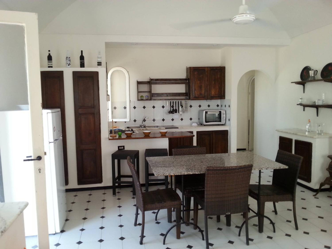 Others 3, Villa Jeko, Agrigento