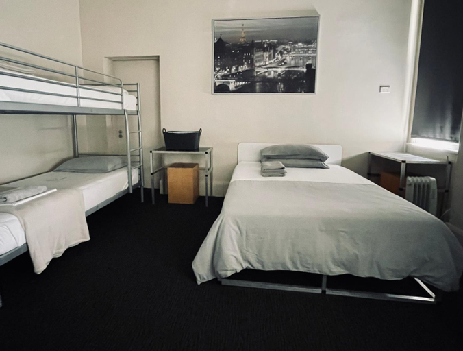 Bedroom 9