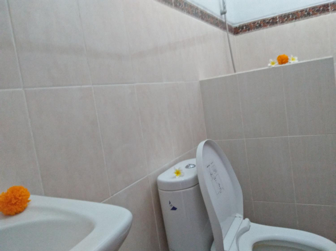 Bathroom 3