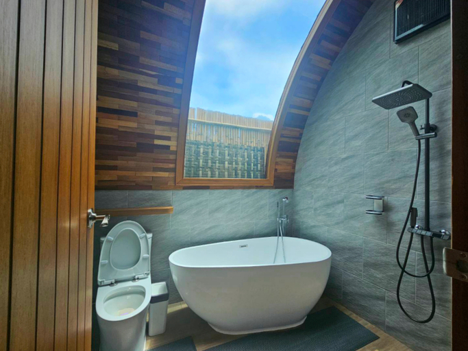 Bathroom 3, Pang fan Rock & River Resort, Doi Saket