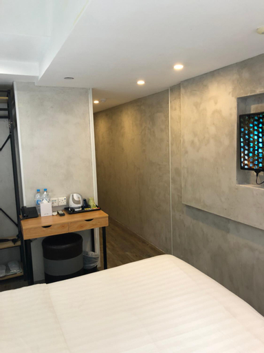 Bedroom 12