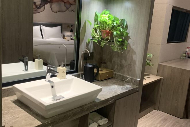 Bathroom 3, Jiaxinyuan Hotel, Taiyuan