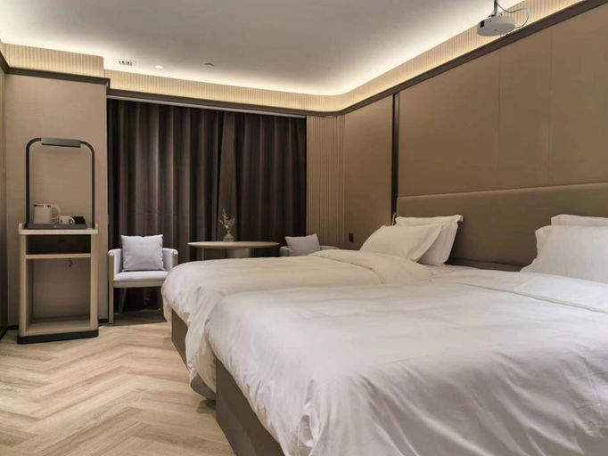 Bedroom 2, Ramada Encore by Wyndham Wuhan Int'l Conference Center, Wuhan
