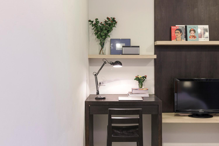 Others 5, At Home Residence, Suan Luang