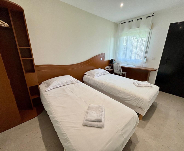 Bedroom 3, Halte Hotel, Charente-Maritime