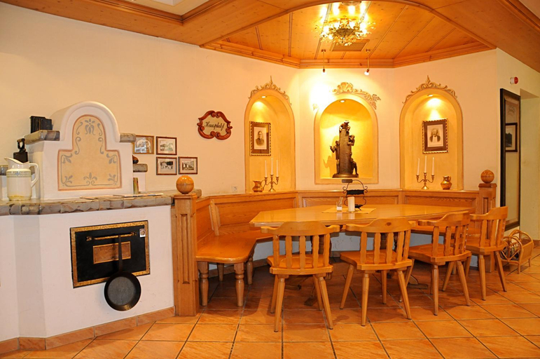 Public Area, Hotel Neuwirt, Kufstein