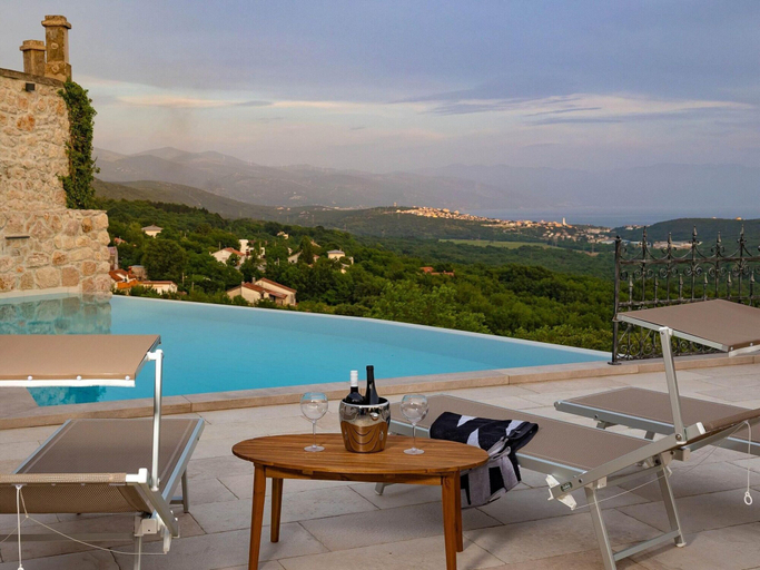 Pool 3, Amazing Villa With Pool, Wellness and Stunning View, Vinodolska