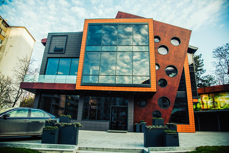 Food & Drinks, The Base Apartments