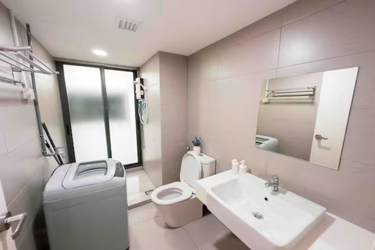 Bathroom 5