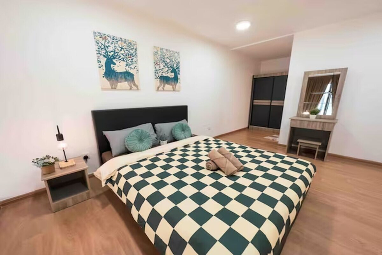 Bedroom 27