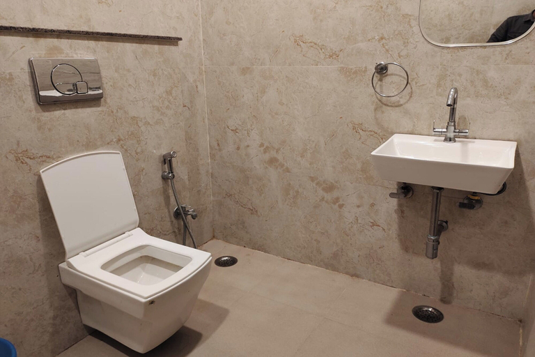 Bathroom 4, Le Blue Moon Near Hyatt Regency, Jaipur