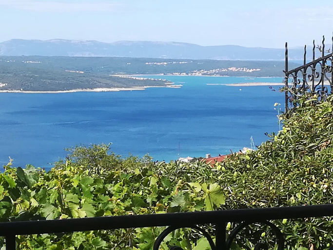 Others 4, Spacious Holiday Home With Terrace & Great Sea View, Crikvenica