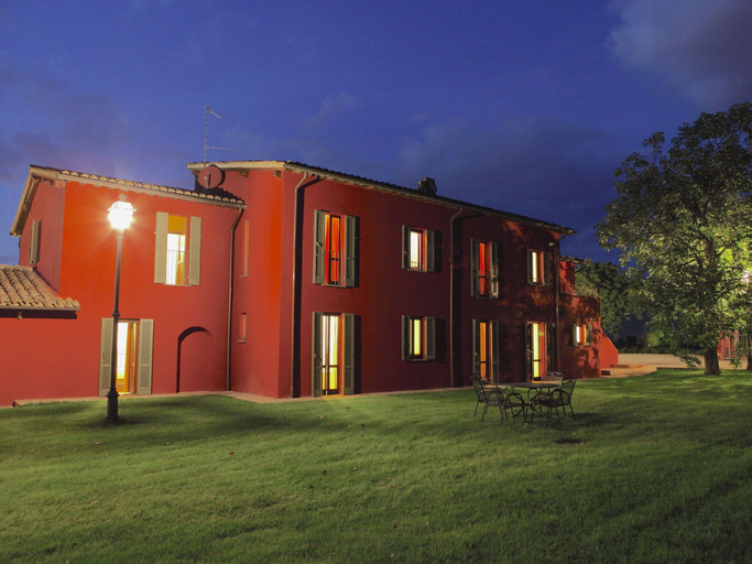 Exterior & Views 2, Holiday Home in Spello With Pool & Terrace, Perugia