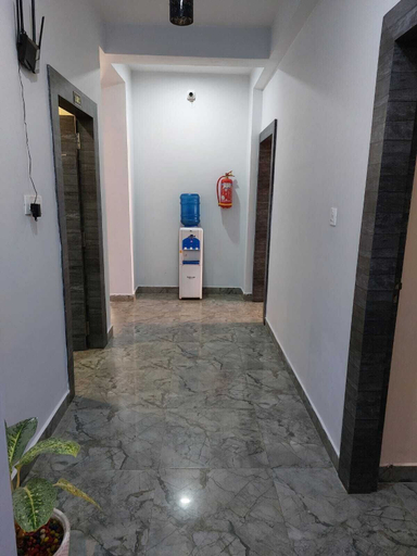 Others 5, Hotel Royals, Ranchi