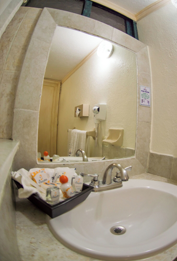 Bathroom 4, Hotel Villa Las Margaritas Plaza Cristal, Coatepec
