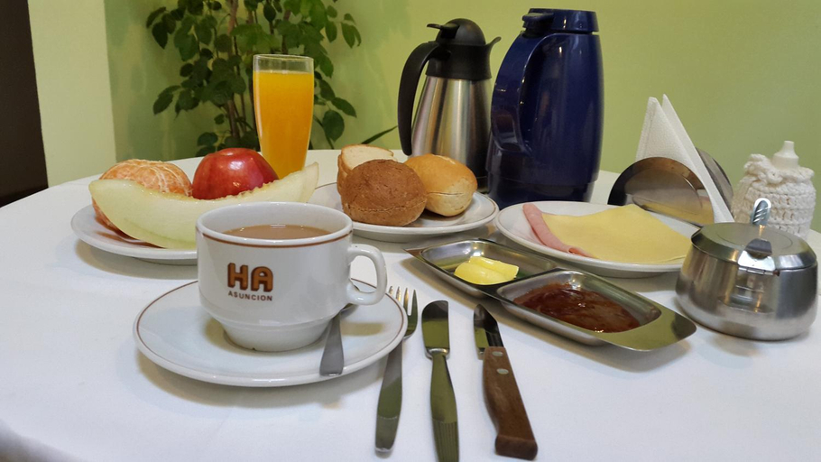 Food & Drinks 5, Hotel Amalfi, Asunción