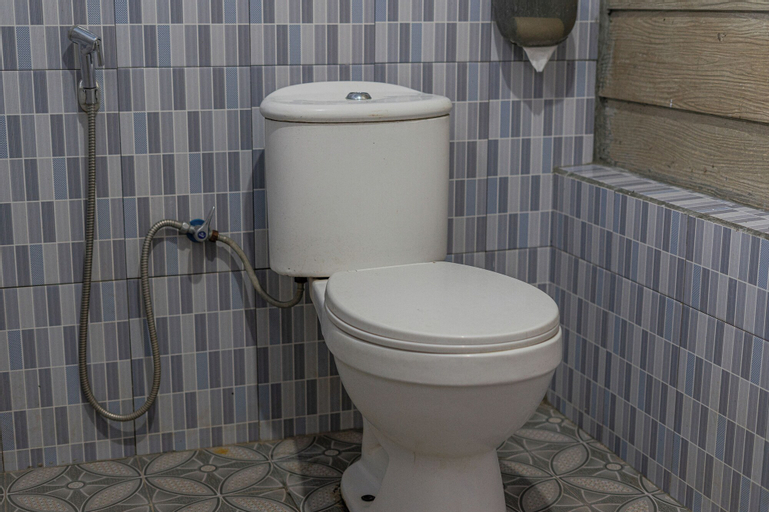 Bathroom 4
