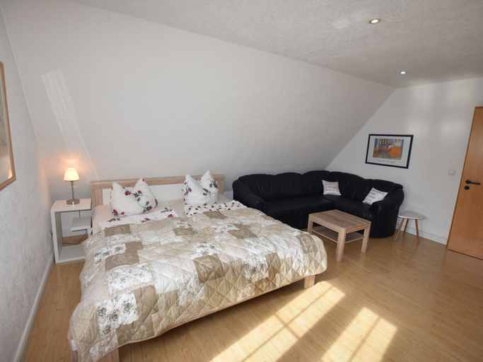 Bedroom 3, Chic Stay Near Baltic Beach, Nordwestmecklenburg